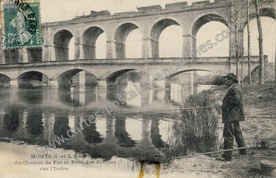Carte postale ancienne Viaduc du Chemin de Fer et Pont des Piétons sur l'Indre — Monts (Indre-et-Loire)