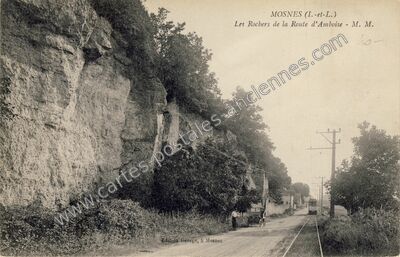 Carte postale ancienne Les Rochers de la Route d'Amboise — Mosnes (Indre-et-Loire)