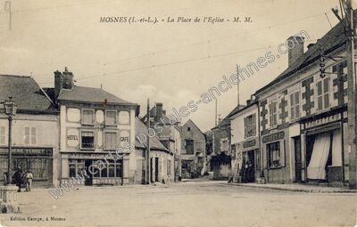 Carte postale ancienne La Place de l'Eglise — Mosnes (Indre-et-Loire)