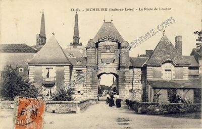 Carte postale ancienne La Porte de Loudun — Richelieu (Indre-et-Loire)