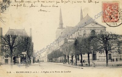 Carte postale ancienne L'Eglise et la Porte de Loudun — Richelieu (Indre-et-Loire)