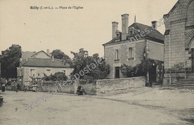 Carte postale ancienne Place de l'Eglise — Rilly-sur-Vienne (Indre-et-Loire)