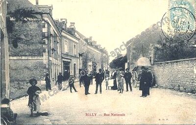 Carte postale ancienne Rue Nationale — Rilly-sur-Vienne (Indre-et-Loire)