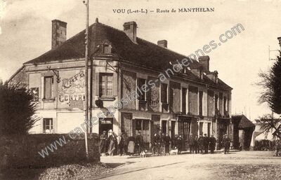 Carte postale ancienne Route de Manthelan — Vou (Indre-et-Loire)