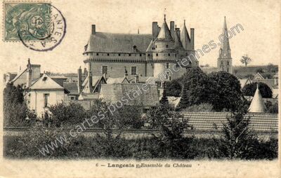 Carte postale ancienne Ensemble du Château — Langeais (Indre-et-Loire)