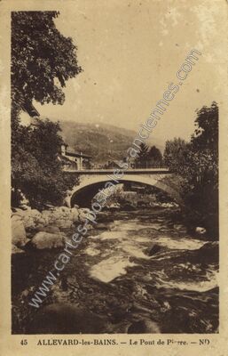 Carte postale ancienne Allevard les Bains — Allevard (Isère)