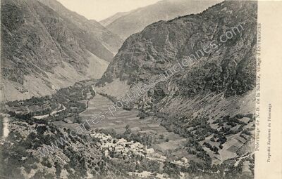 Carte postale ancienne Pèlerinage de N.-D. de la Salette — Entraigues (Isère)