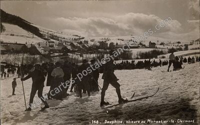 Carte postale ancienne Dauphiné, skieurs au Monestier-le-Clermont — Monestier-de-Clermont (Isère)