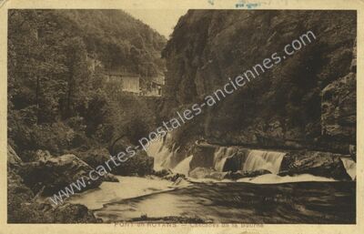 Carte postale ancienne Cascades de la Bourne — Pont-en-Royans (Isère)