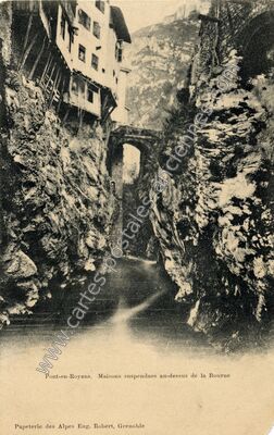 Carte postale ancienne Maisons suspendues au-dessus de la Bourne — Pont-en-Royans (Isère)