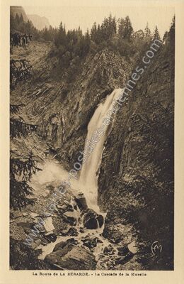 Carte postale ancienne Cascade de la Muselle — Saint-Christophe-en-Oisans (Isère)