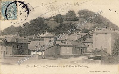 Carte postale ancienne Quai Senozan et le Château de Montvinay — Vinay (Isère)
