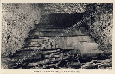 Carte postale ancienne Grotte de LA BALME - Les Petits Bassins — La Balme-les-Grottes (Isère)