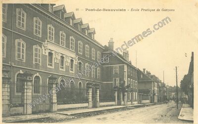Carte postale ancienne École Pratique de Garçons — Le Pont-de-Beauvoisin (Isère)