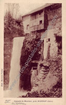 Carte postale ancienne Cascade du Moulinet — Non Localisée (Jura)