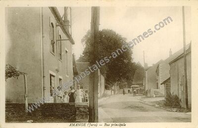 Carte postale ancienne Rue principale — Amange (Jura)