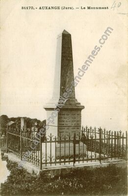 Carte postale ancienne Le Monument — Auxange (Jura)