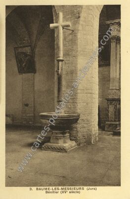 Carte postale ancienne Bénitier (XV° siècle) — Baume-les-Messieurs (Jura)
