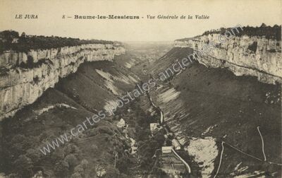 Carte postale ancienne Vue Générale de la Vallée — Baume-les-Messieurs (Jura)