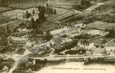 Carte postale ancienne Institution St Cassien — Courtefontaine (Jura)