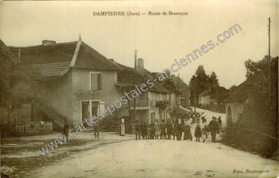 Carte postale ancienne Route de Besançon — Dampierre (Jura)