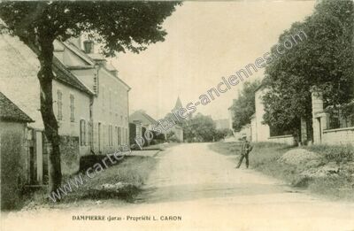 Carte postale ancienne Propriété L. CARON — Dampierre (Jura)