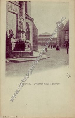 Carte postale ancienne Fontaine Place Nationale — Dole (Jura)