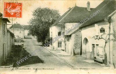 Carte postale ancienne Rue des Maréchaux — Étrepigney (Jura)