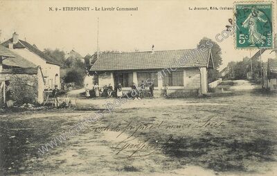 Carte postale ancienne Le Lavoir Communal — Étrepigney (Jura)