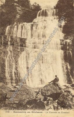 Carte postale ancienne Cascade du Herisson — Menétrux-en-Joux (Jura)