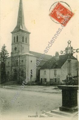 Carte postale ancienne Place — Pagney (Jura)