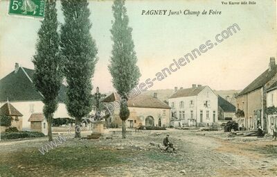 Carte postale ancienne Champ de Foire — Pagney (Jura)