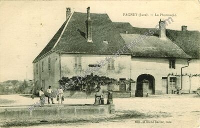 Carte postale ancienne La Pharmacie — Pagney (Jura)