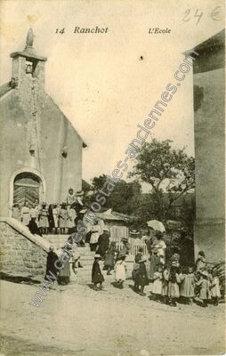 Carte postale ancienne L'Ecole — Ranchot (Jura)