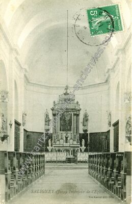Carte postale ancienne Intérieur de l'Eglise — Saligney (Jura)