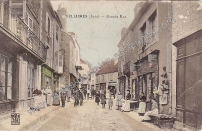 Carte postale ancienne Grande Rue — Sellières (Jura)