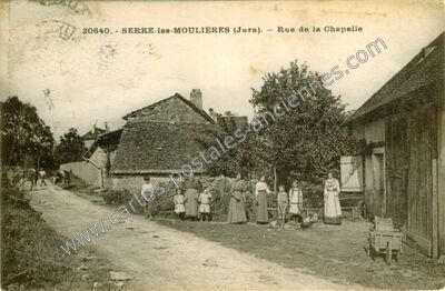 Carte postale ancienne Rue de la Chapelle — Serre-les-Moulières (Jura)