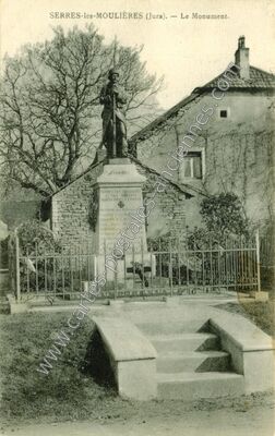 Carte postale ancienne Le Monument — Serre-les-Moulières (Jura)