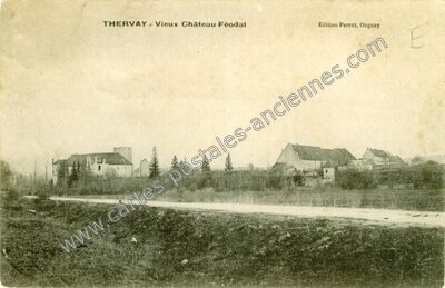 Carte postale ancienne Vieux Château Féodal — Thervay (Jura)
