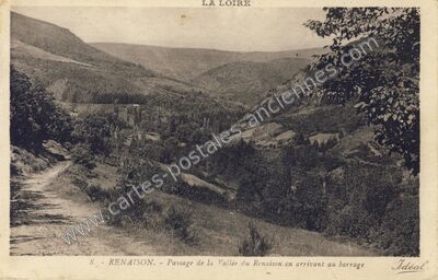 Carte postale ancienne Paysage de la Vallée du Renaizon en arrivant au barrage — Renaison (Loire)