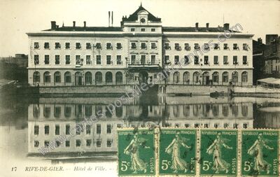 Carte postale ancienne Hôtel de Ville — Rive-de-Gier (Loire)