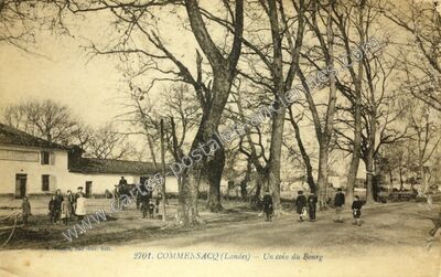 Carte postale ancienne Un coin du Bourg — Commensacq (Landes)