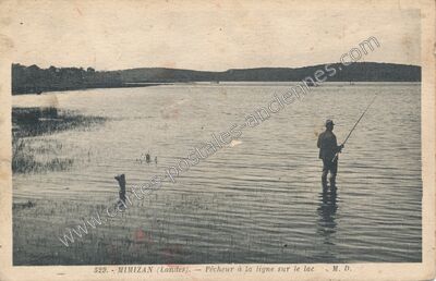 Carte postale ancienne Pêcheur à la ligne sur le lac — Mimizan (Landes)