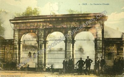 Carte postale ancienne La Fontaine Chaude — Dax (Landes)