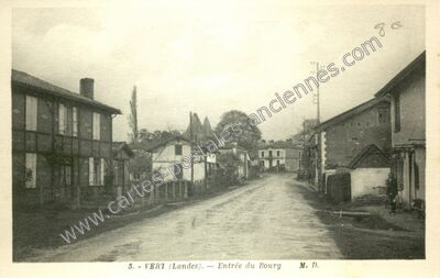 Carte postale ancienne Entrée du Bourg — Vert (Landes)