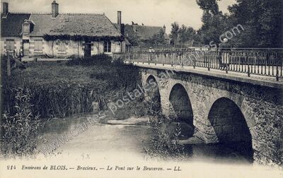 Carte postale ancienne Le Pont sur le Beuveron — Bracieux (Loir-et-Cher)