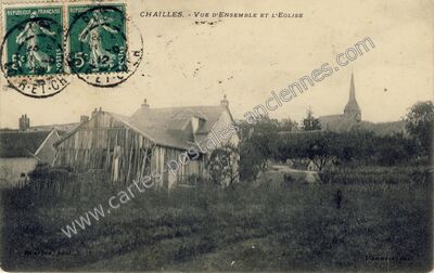 Carte postale ancienne Vue d'ensemble et l'église — Chailles (Loir-et-Cher)