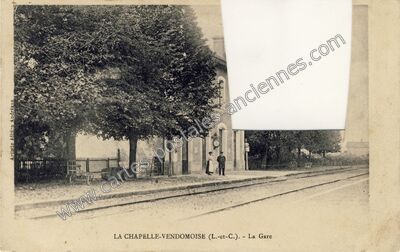 Carte postale ancienne La Gare — La Chapelle-Vendômoise (Loir-et-Cher)