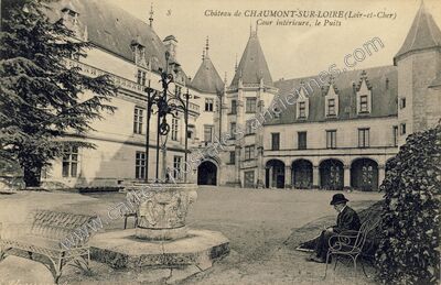 Carte postale ancienne Château de CHAUMONT-SUR-LOIRE, Cour intérieure, le Puits — Chaumont-sur-Loire (Loir-et-Cher)