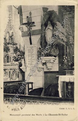 Carte postale ancienne Monument paroissial des Morts — La Chaussée-Saint-Victor (Loir-et-Cher)